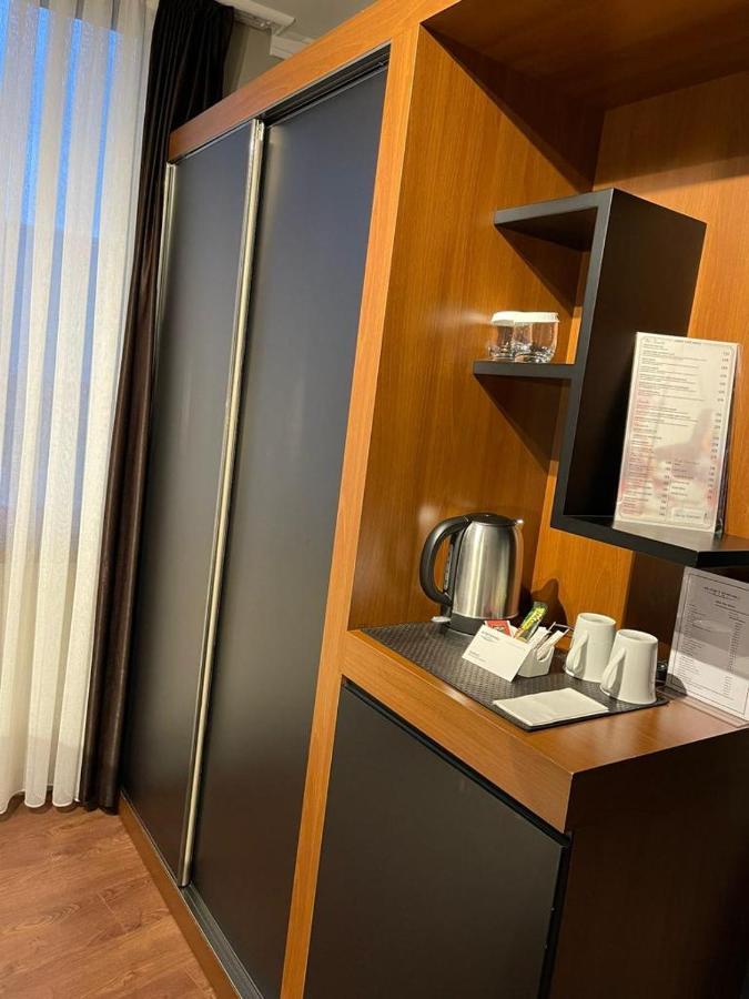 Duzce Gosterisli Otel מראה חיצוני תמונה