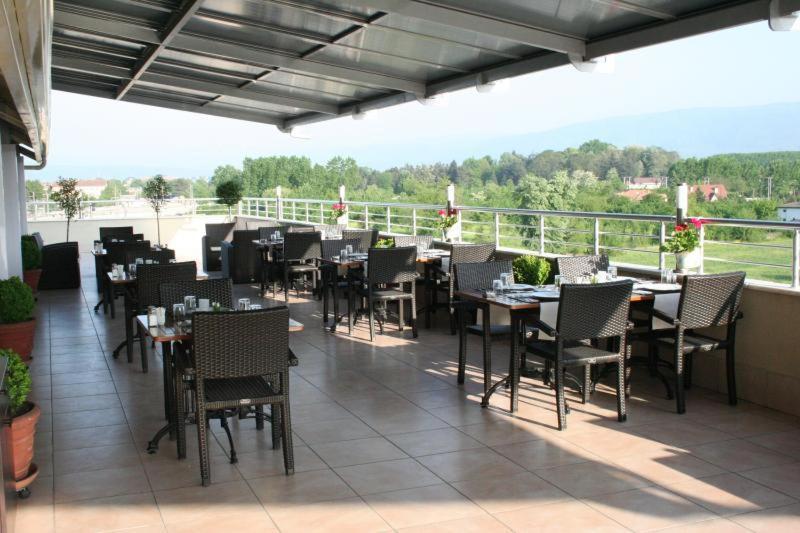 Duzce Gosterisli Otel מראה חיצוני תמונה