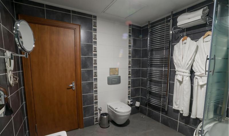 Duzce Gosterisli Otel מראה חיצוני תמונה