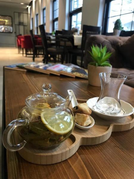 Duzce Gosterisli Otel מראה חיצוני תמונה