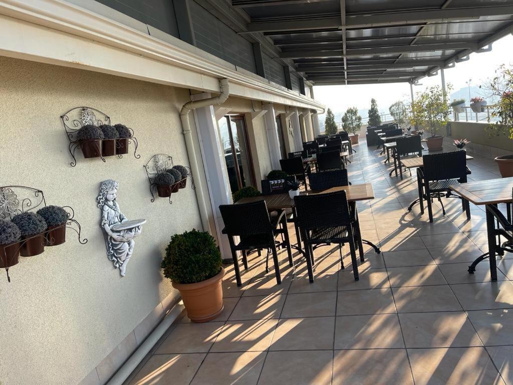 Duzce Gosterisli Otel מראה חיצוני תמונה