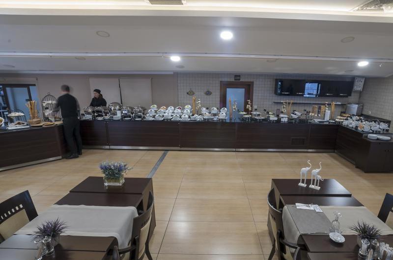 Duzce Gosterisli Otel מראה חיצוני תמונה