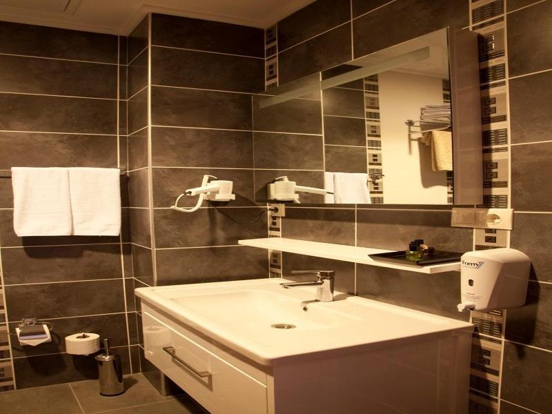 Duzce Gosterisli Otel מראה חיצוני תמונה